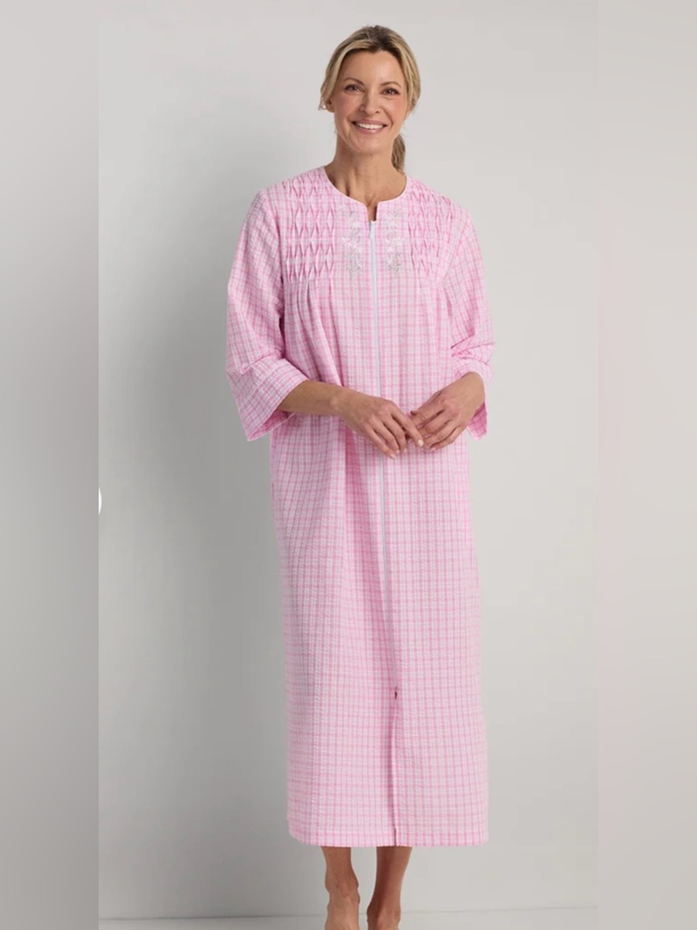 Miss Elaine SEERSUCKER LONG ZIPPER
ROBE NWT Petite M/S Peach/Pink